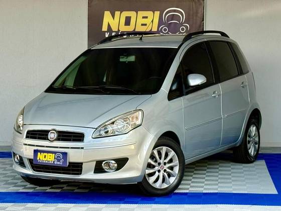 FIAT IDEA 1.4 MPI ATTRACTIVE 8V FLEX 4P MANUAL FIAT IDEA 1.4 MPI ATTRACTIVE 8V FLEX 4P MANUAL
